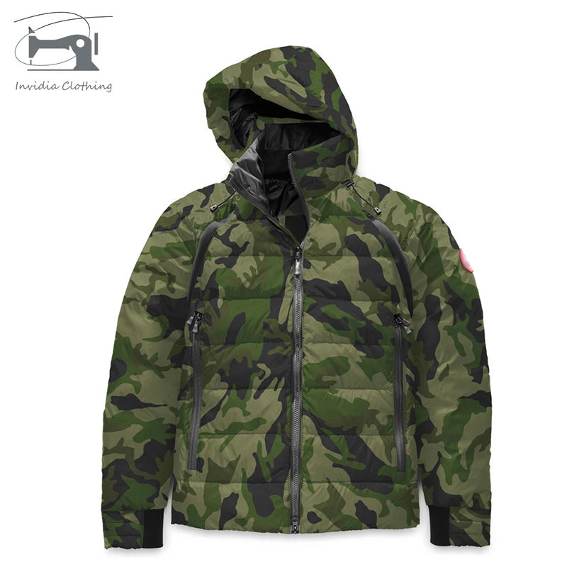 Mens’ army print sport jacket